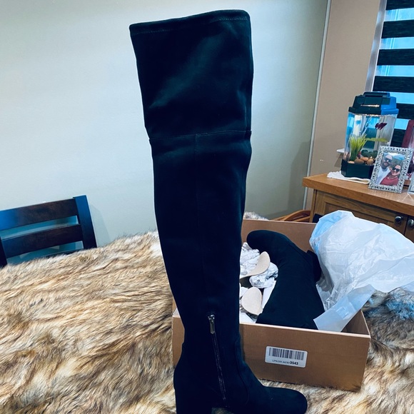 SAM EDELMAN VARONA BLACK STRETCH SUEDE - Picture 4 of 11